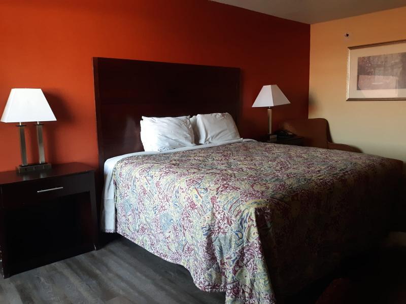 Baymont By Wyndham Chattanooga Eastridge Hotel 2*