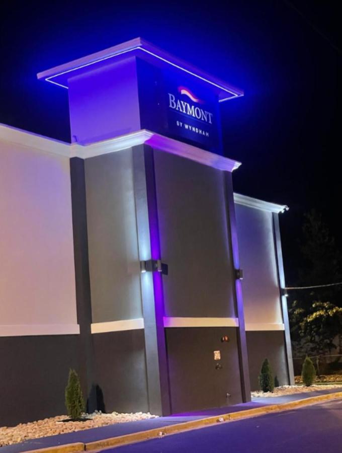 Baymont By Wyndham Chattanooga Eastridge Hotel