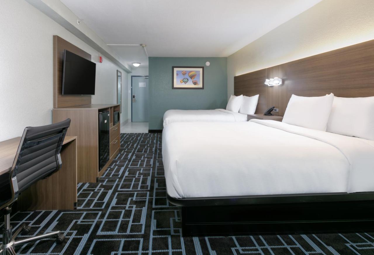Baymont By Wyndham Chattanooga Eastridge Hotel 2*
